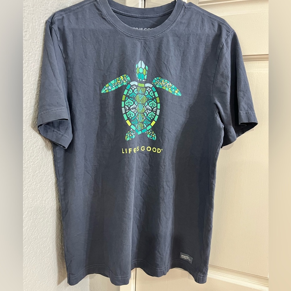 Life Is Good Gray Crusher Turtle tee shirt - Picture 5 of 5